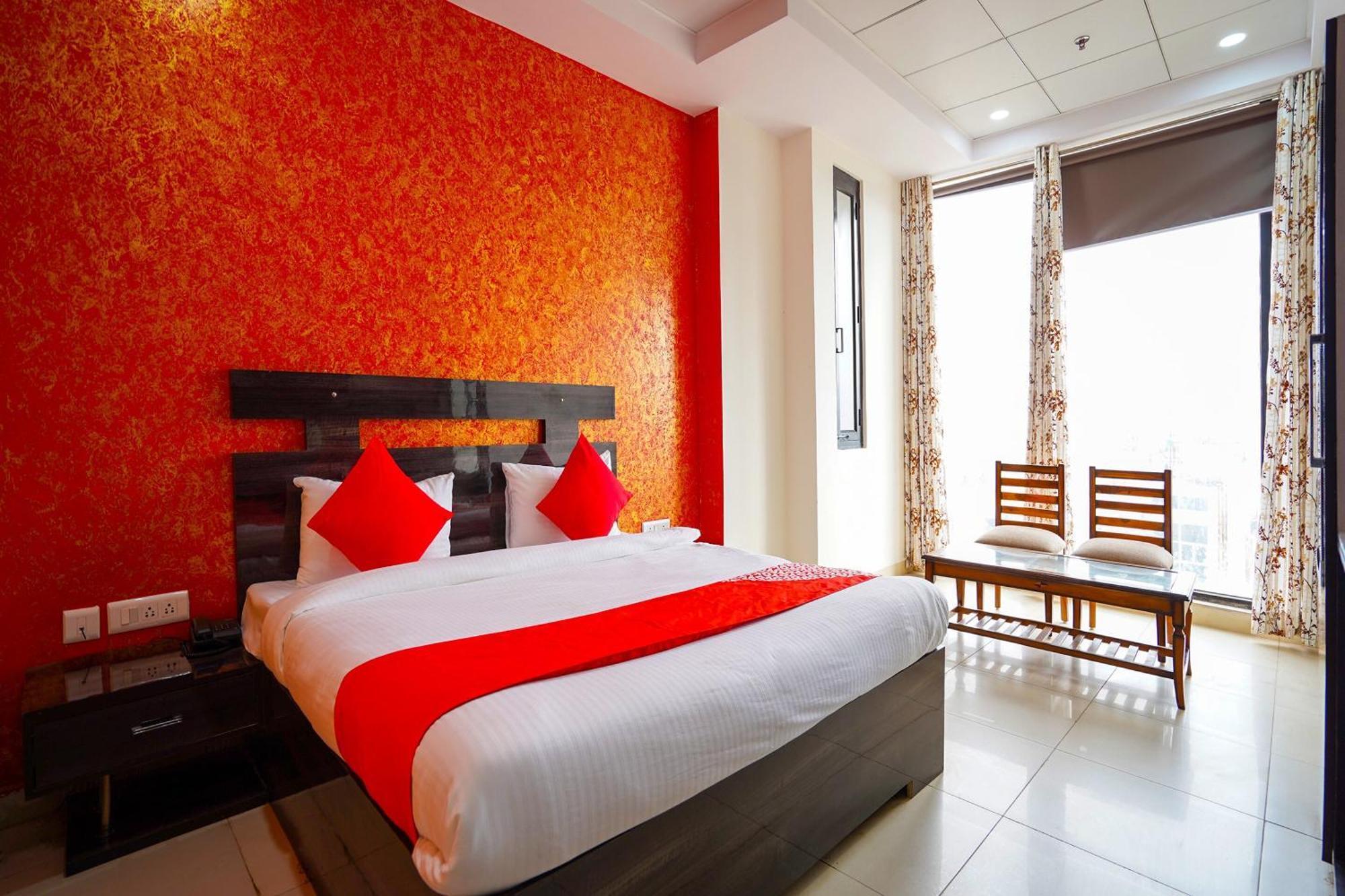 Hotel O H D Hotel Bhiwadi エクステリア 写真